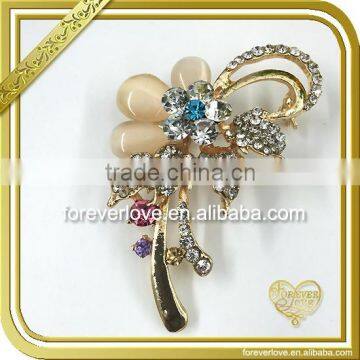 New arrival flower shape rhinestone brooches FB050