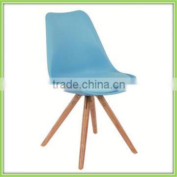 PU Leather Classic Dining Chair With Wood Legs