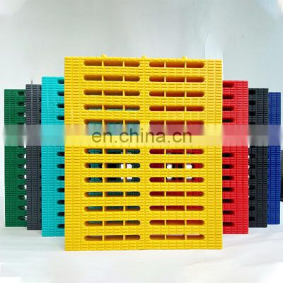 CH Hot Selling Cheapest Multifunctional Strength Vented Performance Plastic 30*30*2.5cm Interlocking Garage Floor Tiles