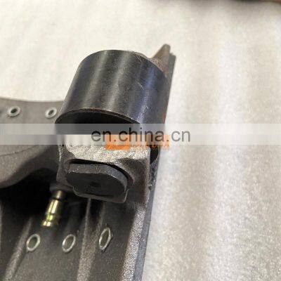 China Heavy Truck HOWO A7 Hohan Golden Prince Sinotruk Hc16 Front/Middle/Rear Axle Parts Az9231342061 Brake Shoe photo-5