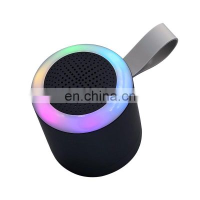 2024 Amazon Hot Selling Blue Tooth 5.3 Portable Wireless Speaker with Lanyard Dazzling Lights