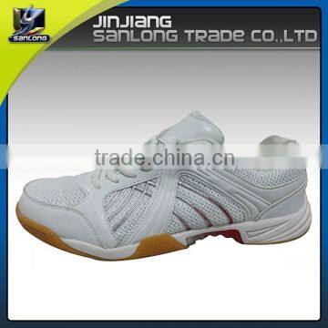 2016 low price lightweight comfortable brand name sport shoes