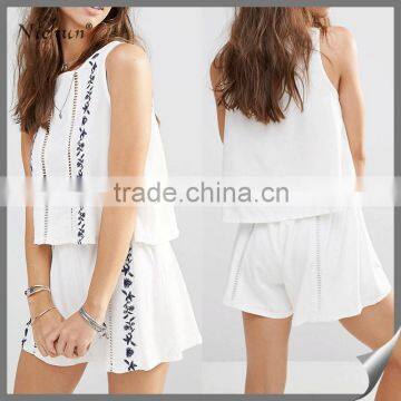 popular hot sale high quality sleeveless embroidered women suit