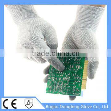 Factory Price 13G Sleamless Knitted Nylon Carbon Fiber ESD PVC Dotted Electronics Industry Work Gloves For Labor