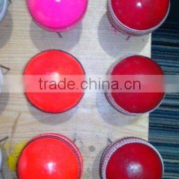 4piece Leather cricket balls