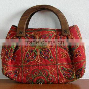 Manufacturers and wholesale suppliers of bohemian bags, fashion handbags