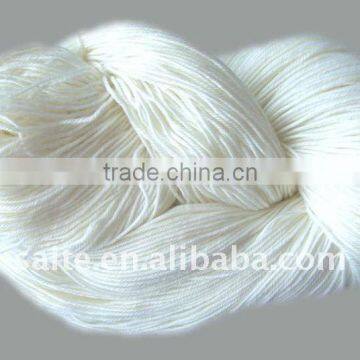 100% Acrylic Yarn Raw White in Hanks