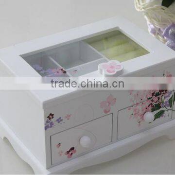 white Wooden jewelry box