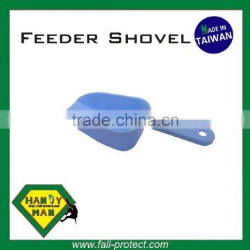 Durable Plastic High Quality Chicken Plastic Poultry Feeder Shovel photo-4