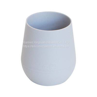 Factory wholesale non-slip design tiny drinking cup for Infants soft silicone baby feeding cup