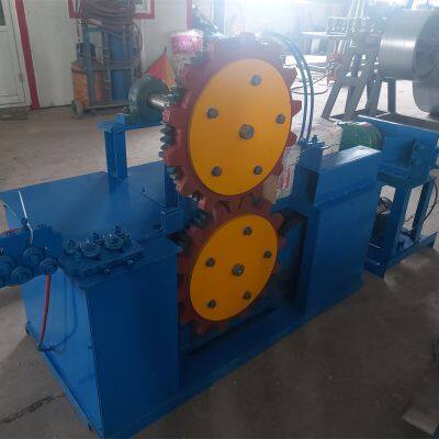 Zigzag wire spring bending machine
