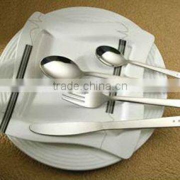 STAINLESS STEEL CUTLERY THREE DOT DESIGN