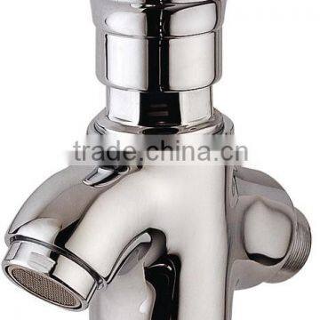 Time delay basin faucet