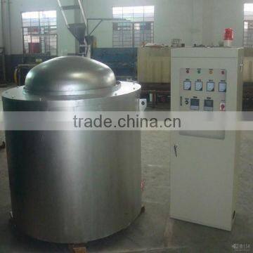 Large loading capacity furnace for melting lead
