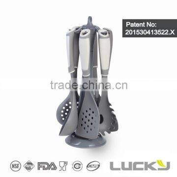 Factory wholesale food grade anti-bacteria and non-corrsion nylon utensil set