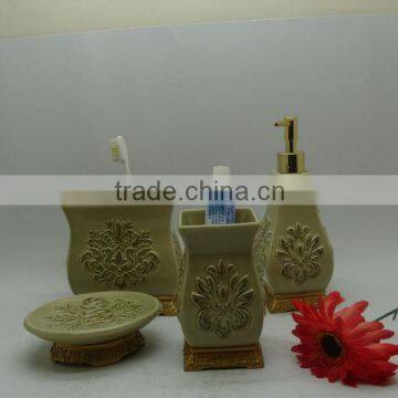 Decorative polyresin bathroom sets with sand-effect