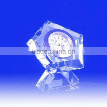 Wholesale customized star shape 3d laser Crystal Clock for wedding favors gift