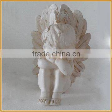 Lovely Sitting Angel Resin Angel Figurine for Home Decor