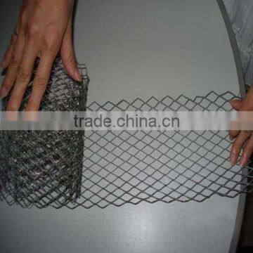 Galvanized expanded coil mesh for wall building