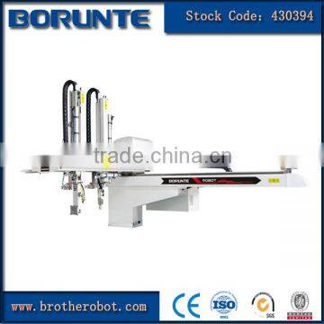 Injection Machine Pick and Place Robot Arm