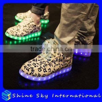 New Styles High Quality Rechargeable Multcolors Adult Flat Flashing Shoes