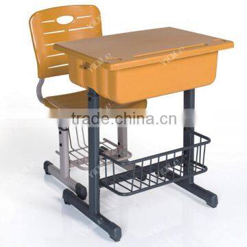School Furniture of Children Study Desk and Chair Set in Classroom