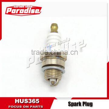 HUS365 Oil Chainsaw Spark Parts Chain saw Sapre Plug