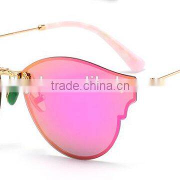 New Luxury Harajuku Round Sunglasses Color Film Eyes And Tide Restoring Ancient Ways Dazzle Colour Round Frame Sunglasses photo-2