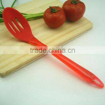 Comfortable Grip Silicone Slotted Spoon photo-4