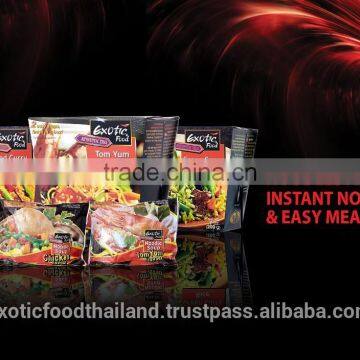 Instant green curry rice and pad thai noodle