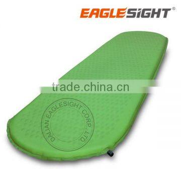 Ultralight self inflatable sleeping pad