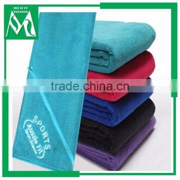 Microfiber gym towel sport towel with embroidery