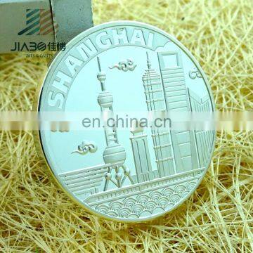 cheap round custom gold or silver coin for wholesale