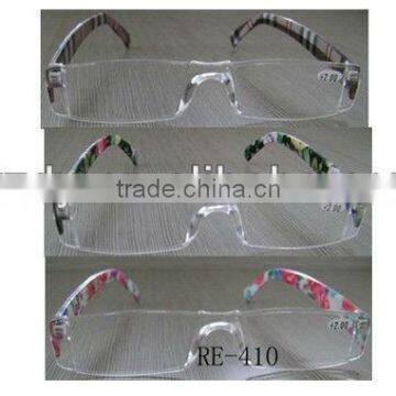 Cheap plastic reading glasses