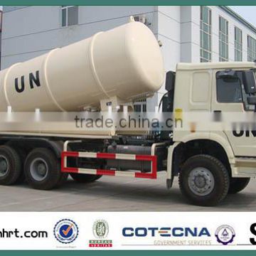 Sewage suction truck