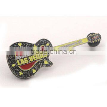 China factory custom guitar lapel pins