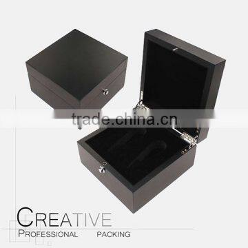 Luxury black lacquer wooden perfume packaging box