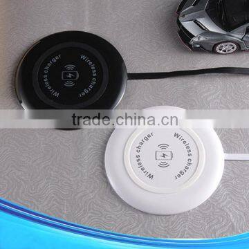 New Popular Hotselling Adhesive Qi Wireless Charger Phone Wireless Charger With CE ROHS FCC Approved photo-6