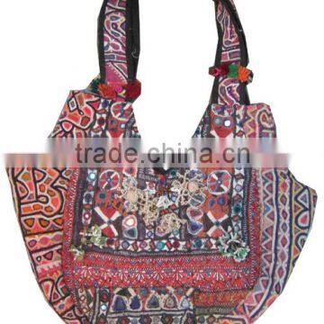 Buy Exclusive Vintage Banjara Bags Online !