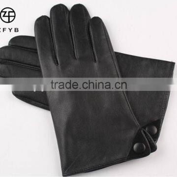 Plain Style and Daily Life Usage men's leather gloves