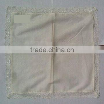 White Handkerchief With Lace Edge photo-2