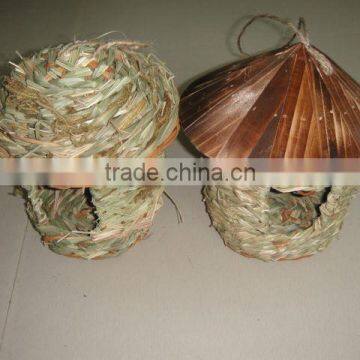 Grass Twine Birdhouse and Feeder