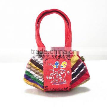 Ethnic Manual change purse L32