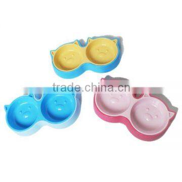 Plastic Double Pet Bowl and Pig Shaped Cat Bowl