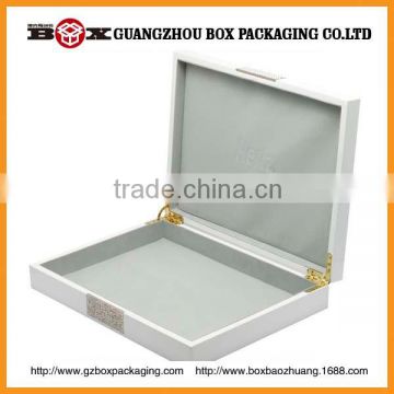 High quality beautiful good design box with white