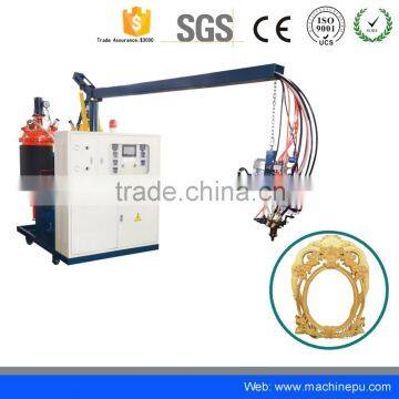 Low Pressure Polyurethane PU Key Chain Foaming Injection Machine photo-2