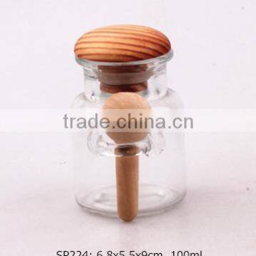 2015 popular glass spice jar with wood lid and wood spoon