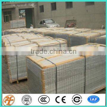 Low-Carbon Iron Wire Material and Square Hole Shape welded wire mesh panel