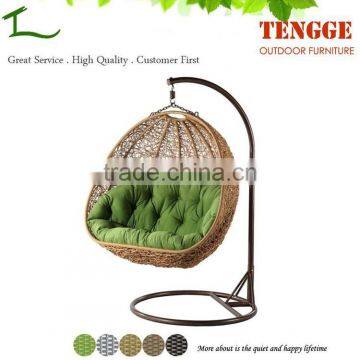 TG15-0145 Resin wicker hanging chair egg shaped wicker chairs