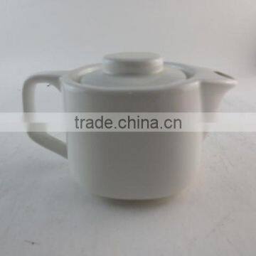 White Porcelain Small Capacity Tea Pot Cheap Price photo-2
